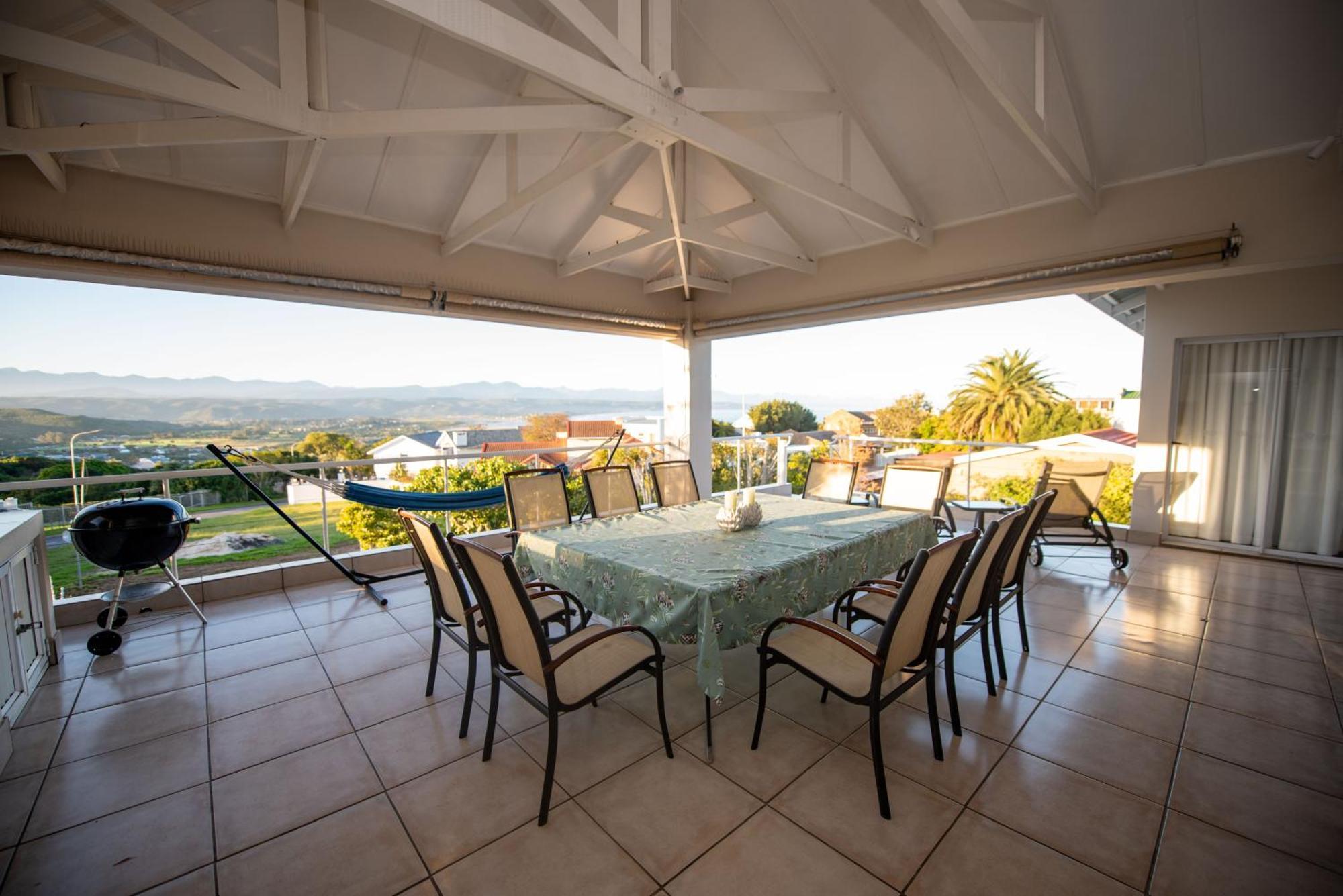 Lovely 2 Bedroom Rental Unit With Exquisite Views Plettenbergbaai Buitenkant foto